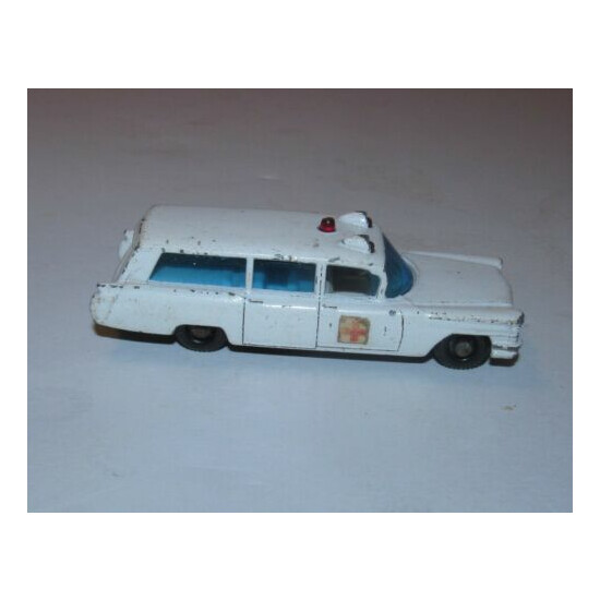 Matchbox Lesney S&S Cadillac Ambulance No. 54 {1}
