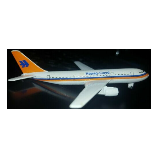 Schabak Hapag-Lloyd Flug Airbus A300 903/18 1:600 Scale Airplane Diecast Model {2}