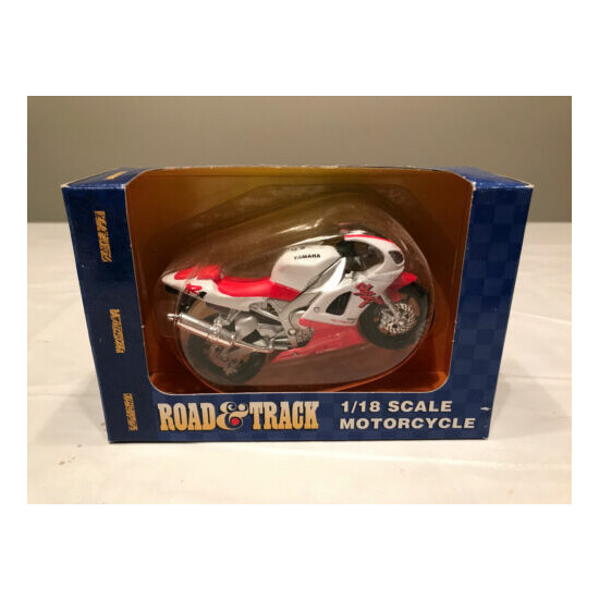 MAISTO ROAD & TRACK YAMAHA YZF MOTORCYCLE DIE CAST 1:18 {1}