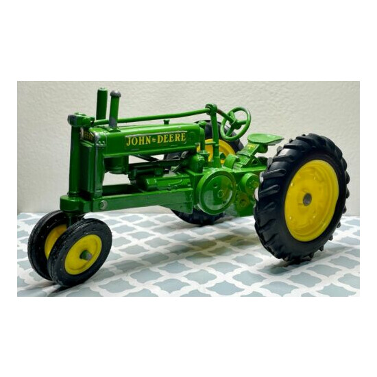  Ertl - John Deere Model A - Toy Tractor - 1/16 Scale - Damaged {1}