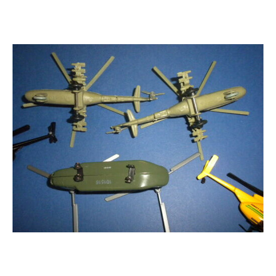 5 HELICOPTERS PLANES AIRCRAFT MILITARY AIR FORCE diecast/metal/plastic lot #2 {11}