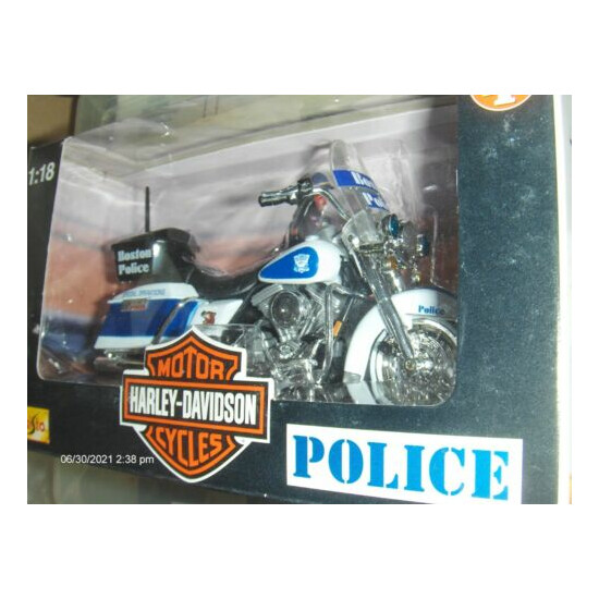 Toy Maisto 1:18 Harley Boston Highway Patrol Police dept Motorcycle series 4  {3}