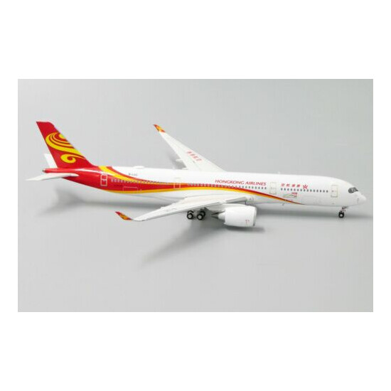 JC Wings 1:400 Hong Kong Airlines Airbus A350-900 XWB B-LGC {3}