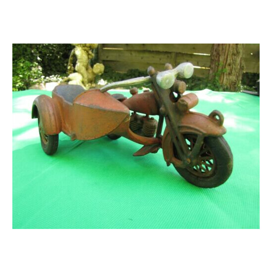 Vintage Hubley Cast Iron Motorcycle With Sidecar Toy With Rare Double Headlight {3}