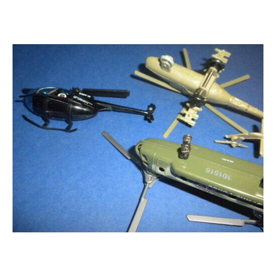 5 HELICOPTERS PLANES AIRCRAFT MILITARY AIR FORCE diecast/metal/plastic lot #2 {12}