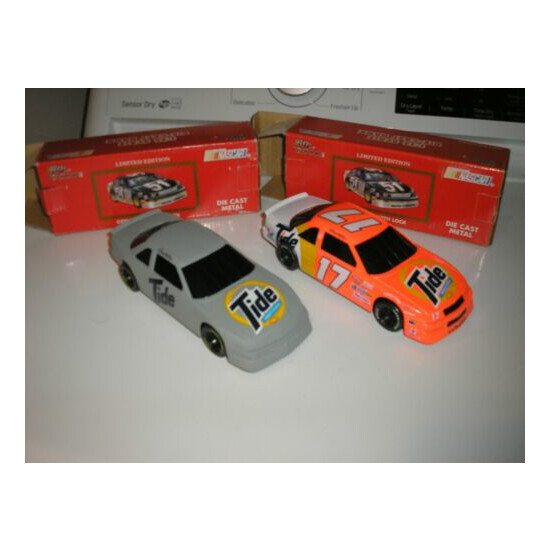 NICE Vintage 1/25 Matched Set of 2 Darrell Waltrip Tide Chevy Banks Free Ship {1}