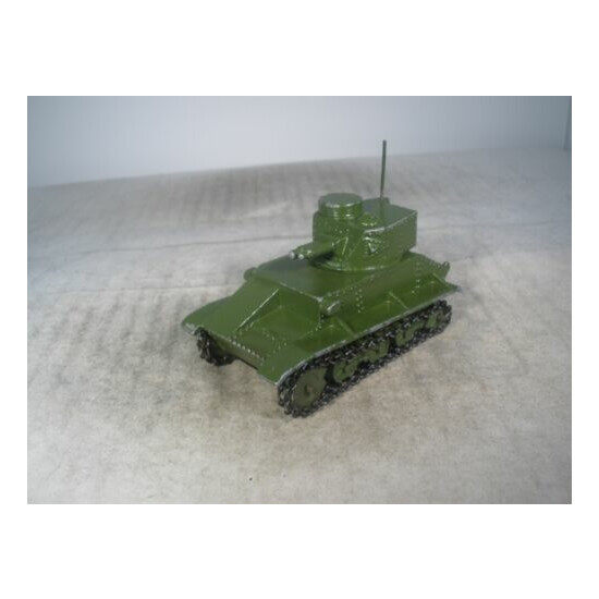Dinky Toys Military Army LIGHT TANK #152A OUTSTANDING WITH ANTENNA {1}