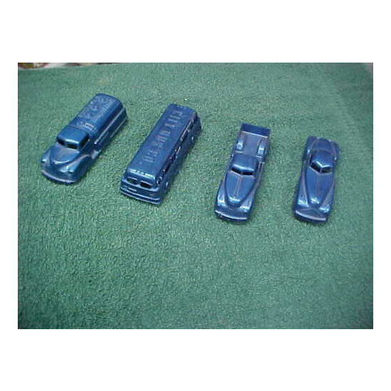 RENWAL 4.5 INCH METALLIC BLUE RARE BUS, CAR, FUEL TRUCK AND PICKUP VERY NICE {1}