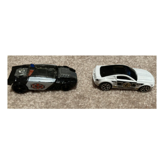 Lot Of 11 Die Cast Police Cars/motorcycles Mostly Hot Wheels Years Vary {8}