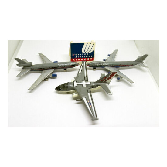 ZEE Dyna Flites Planes - United Airlines Boeing 747, Douglas DC-10, S-3 Viking  {1}