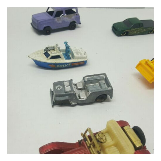 Matchbox Toy Car and misc Lot 20  {3}