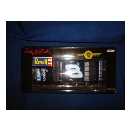 Dale Earnhardt Sr #3 Revell Select Goodwrench Service Plus Oreo 1:24 Scale New {2}