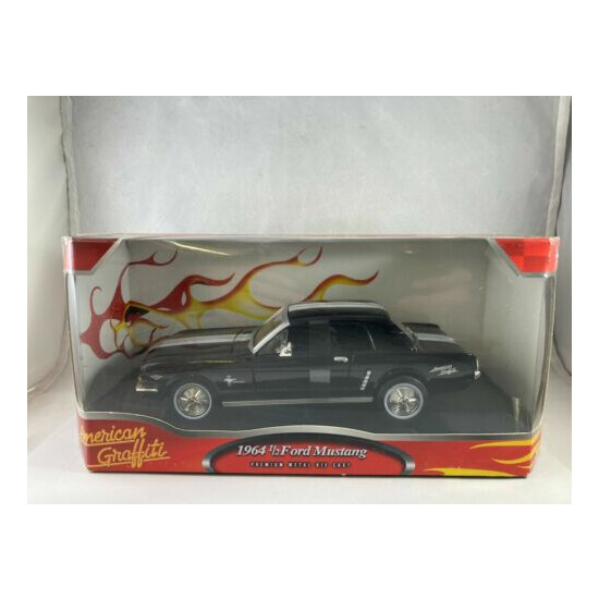 American Graffiti 1964 1/2 Ford Mustang Coupe Metal Die Cast 1:24 {1}