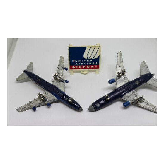 ZEE Dyna Flites Planes - United Airlines Boeing 747, Douglas DC-10, S-3 Viking  {3}
