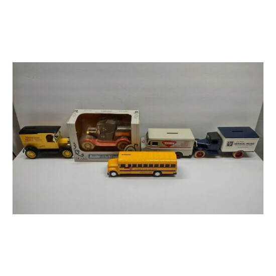 ERTL Diecast Truck/Banks. Lot of 5 With boxes {1}