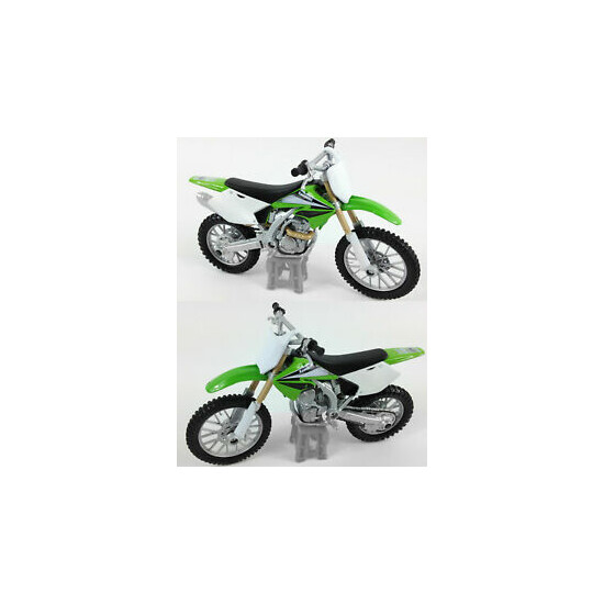 MAISTO 1:18 Kawasaki KXF 250 Toy Model Motocross Motorbike Dirt Bike Scrambler 