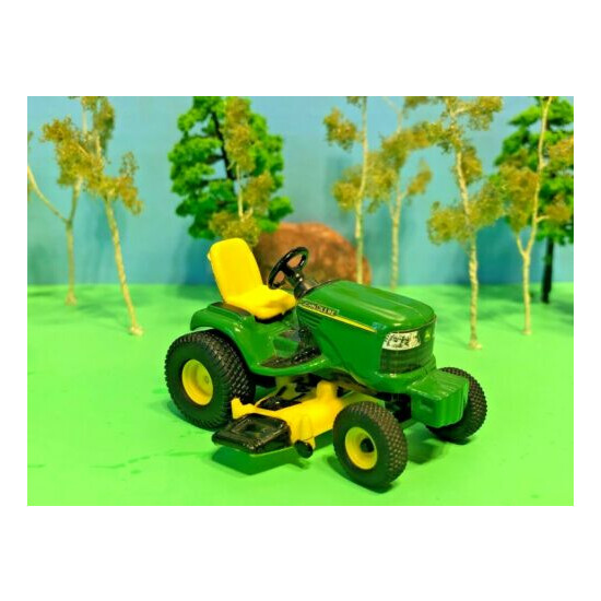 John Deere, Very Cool, Riding Tractor, With Lawn Mower Deck, ERTL Quality, 1/32 {1}