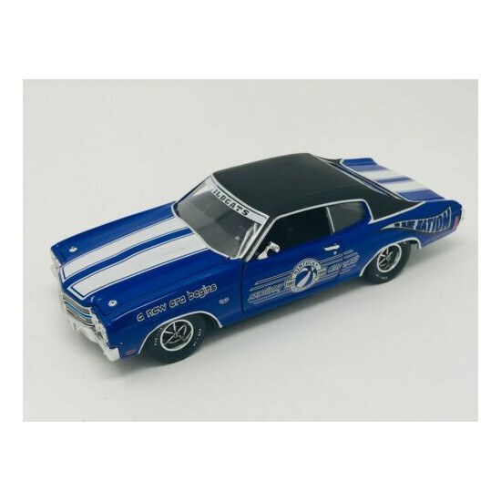 Kentucky Wildcats 1970 Chevelle SS DIECAST Bank 1 of 504 Limited Edition {2}