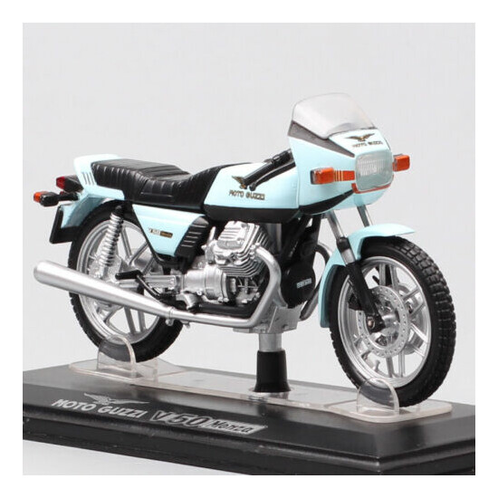 1:24 scale Starline 1977 Moto Guzzi V50 monza bike Diecast motorcycle model toy {1}