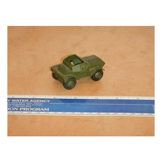 VINTAGE, ORIGINAL DINKY MECCANO LTD #673 ARMY SCOUT CAR, MADE IN ENGLAND {1}