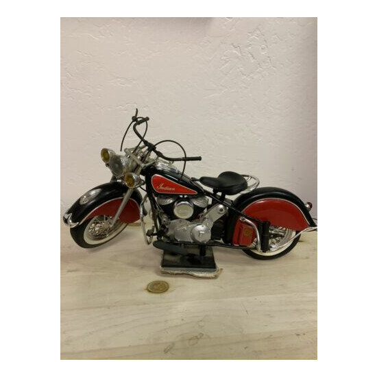 1948 Indian Chief Motorcycle 1/6 1:6 Scale {1}