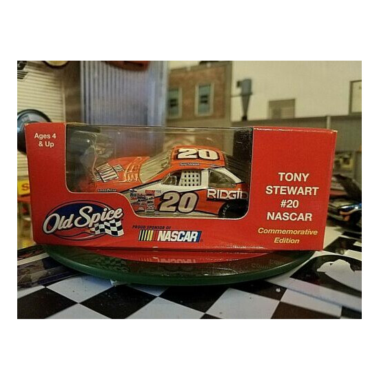 2002 Action-NASCAR Old Spice #20 Tony Stewart-1:64Diecast Commemorative Edition  {1}