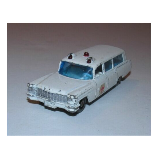 Matchbox Lesney S&S Cadillac Ambulance No. 54 {3}