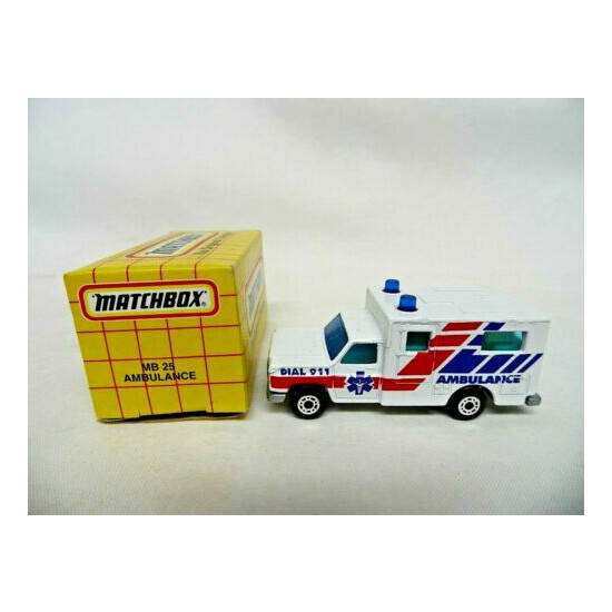 Vtg Matchbox Lot of 8 Boxed Diecast Police Ambulance Jaguar Street Rod  {2}