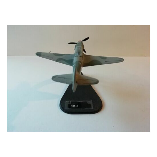 Atlas-fighter planes-yak-3  {3}