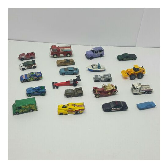 Matchbox Toy Car and misc Lot 20  {1}