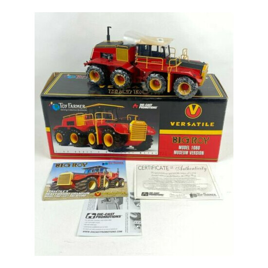 ERTL Toy Farmer Versatile BIG ROY Model 1080 Museum Version 1/32 Scale Tractor {1}