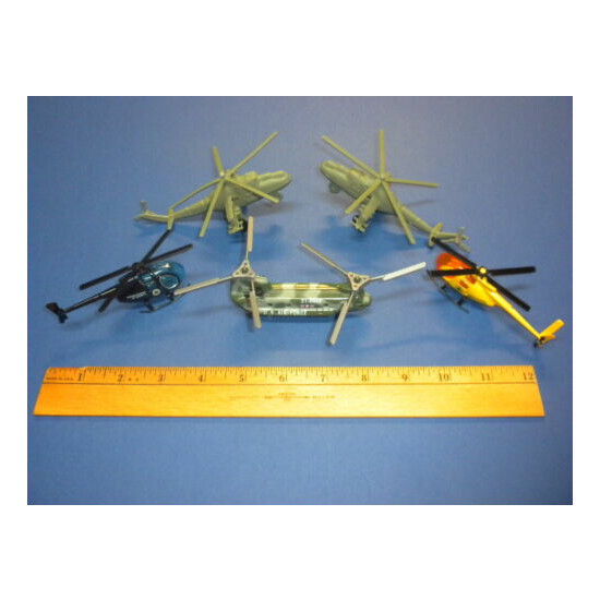 5 HELICOPTERS PLANES AIRCRAFT MILITARY AIR FORCE diecast/metal/plastic lot #2 {1}