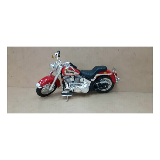 1958 58 FLH DUO GLIDE HARLEY DAVIDSON MOTORCYCLE H-D 1:24 SCALE DIORAMA MODEL {1}