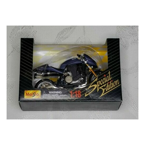 Maisto 1/18 Special Edition Gray Munch Motorcycle Vintage New In Package VHTF {1}