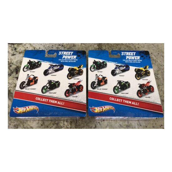 2 Collectible Hot Wheels Street Rollin Thunder & X-Blade Motorcycles Bikes {10}