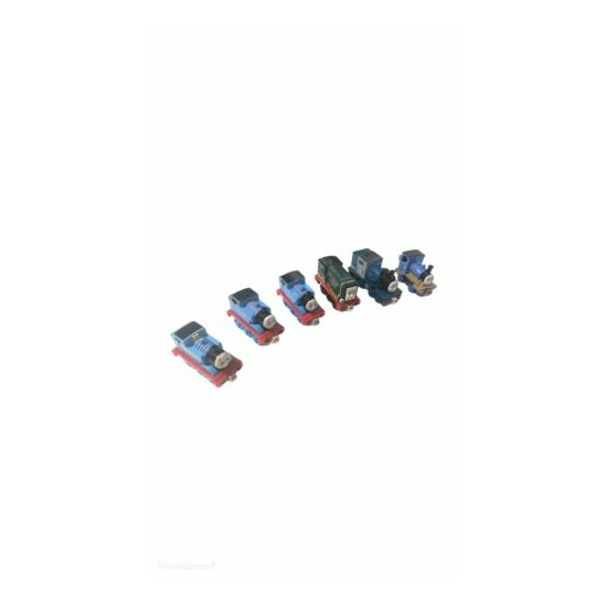 Thomas the Train & Friends Minis ( Lot of 15) And Two Cases {12}