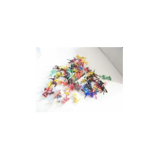 INDIANS & HORSES ASSORTMENT - APPROX 50 PIECES - - MIXED- EXC - M1 {1}