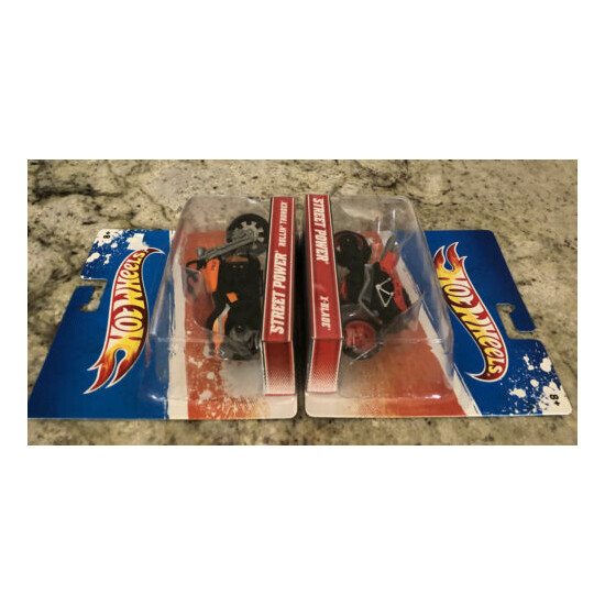 2 Collectible Hot Wheels Street Rollin Thunder & X-Blade Motorcycles Bikes {12}