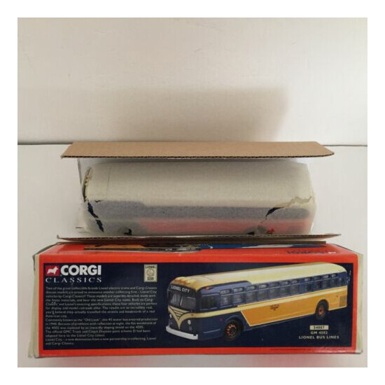 Corgi 54007 GM 4502 Lionel City Bus Lines Ltd. Ed. 1:50 NIB!! (STILL WRAPPED!!) {5}