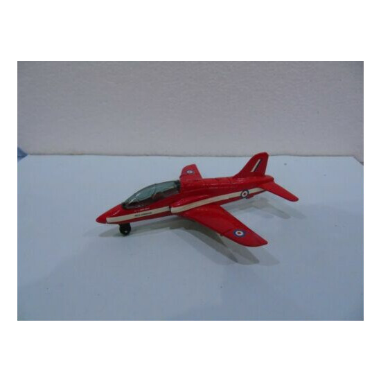 MATCHBOX PRE PRODUCTION SKYBUSTERS HAWK RAF RED ARROWS PILOTS NAME SIMON MEADE {1}
