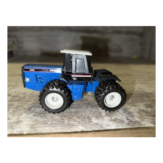 1/64th Scale Ford 946 4WD Tractor Die-Cast Scale Models {1}