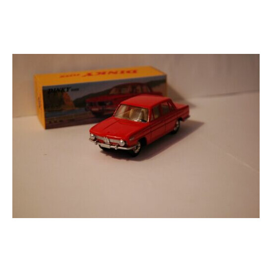 Car Reissue Dinky Toys Deagostini BMW 1500 Red 1/43 # {1}