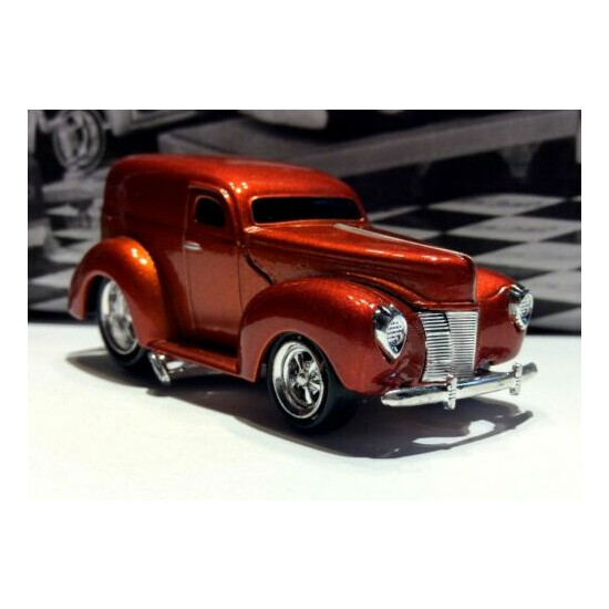 Muscle Machines 1940 FORD SEDAN DELIVERY -- 1/64 40 SEDAN DELIVERY  {1}