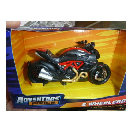 ADVENTURE FORCE 1/18 DUCATI Diavel Carbon MOTORCYCLE {1}