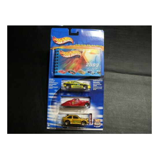 HOT WHEELS VINTAGE COLLECTOR'S CATALOG 2003 with 3 EXCLUSIVE CARS NICE SEE PICS {1}