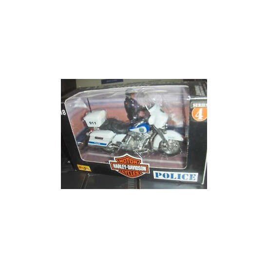 Toy Maisto 1:18 Harley Milwaukee Highway Patrol Police dept Motorcycle series 4  {1}