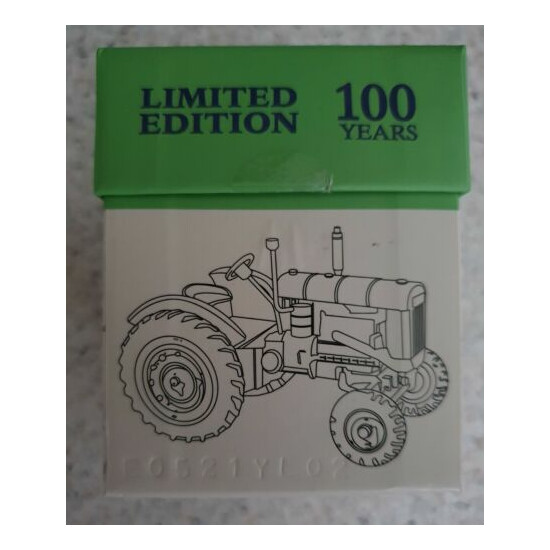 BRITAINS FORDSON MAJOR TRACTOR 1/32 SCALE 100TH ANNIVERSARY BOXED SPECIAL  {6}