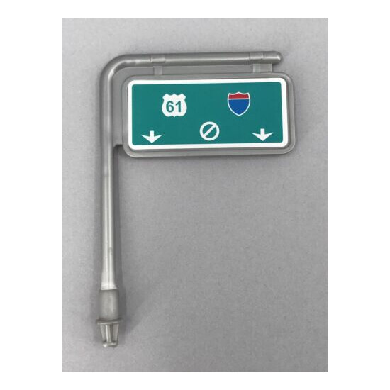 2015 Hot Wheels Ultimate Garage (CMP80) Replacement Part Road Sign {1}