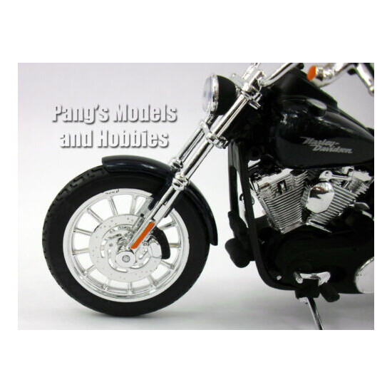 Harley - Davidson Dyna Street BOB 1/12 Scale Die-cast Metal Model by Maisto {7}